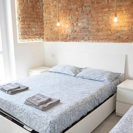 Mo92 Loreto- Duomo Bright 公寓 *